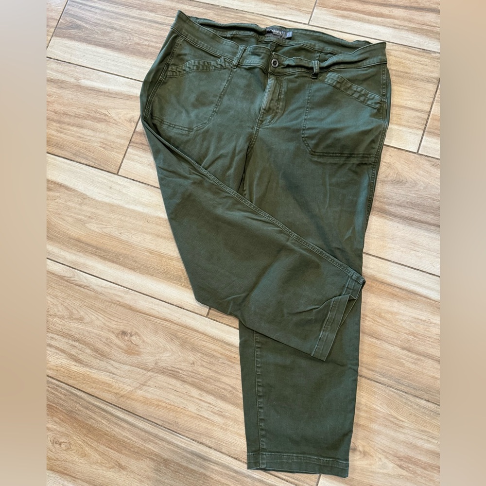 Torrid Green Crop Jeans 20